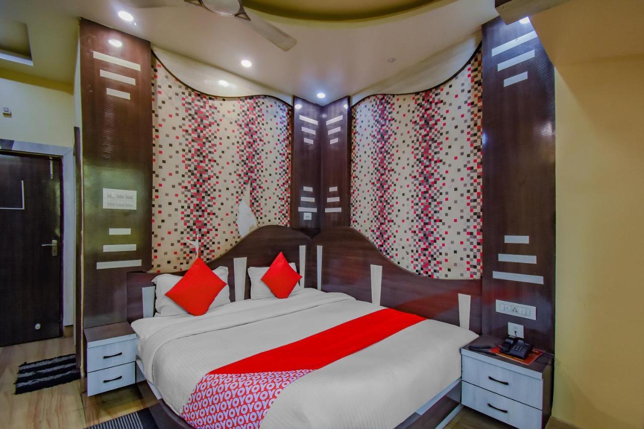 OYO 1851 Hotel Sefali Deluxe Calcutta Extérieur photo