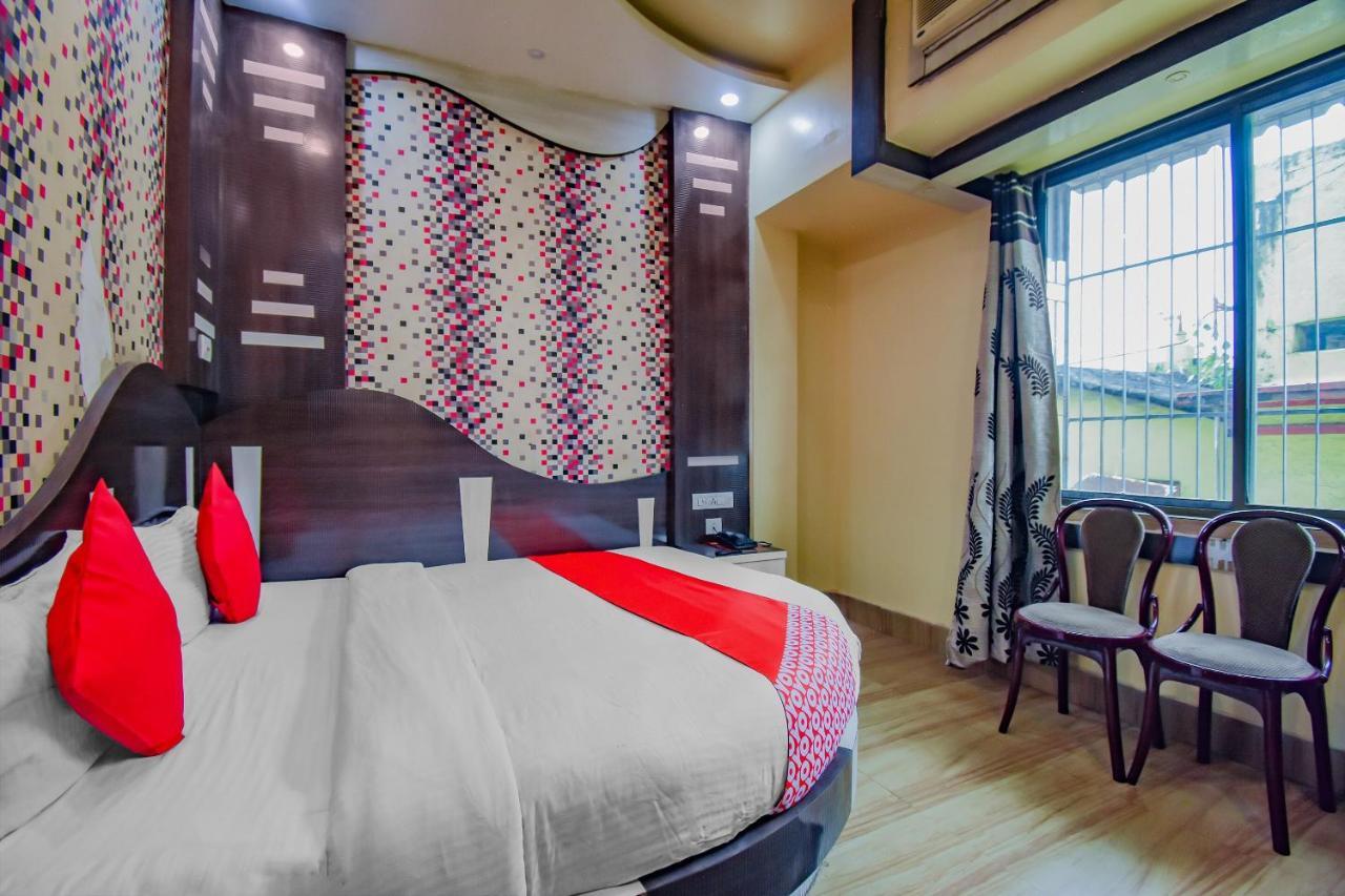 OYO 1851 Hotel Sefali Deluxe Calcutta Extérieur photo