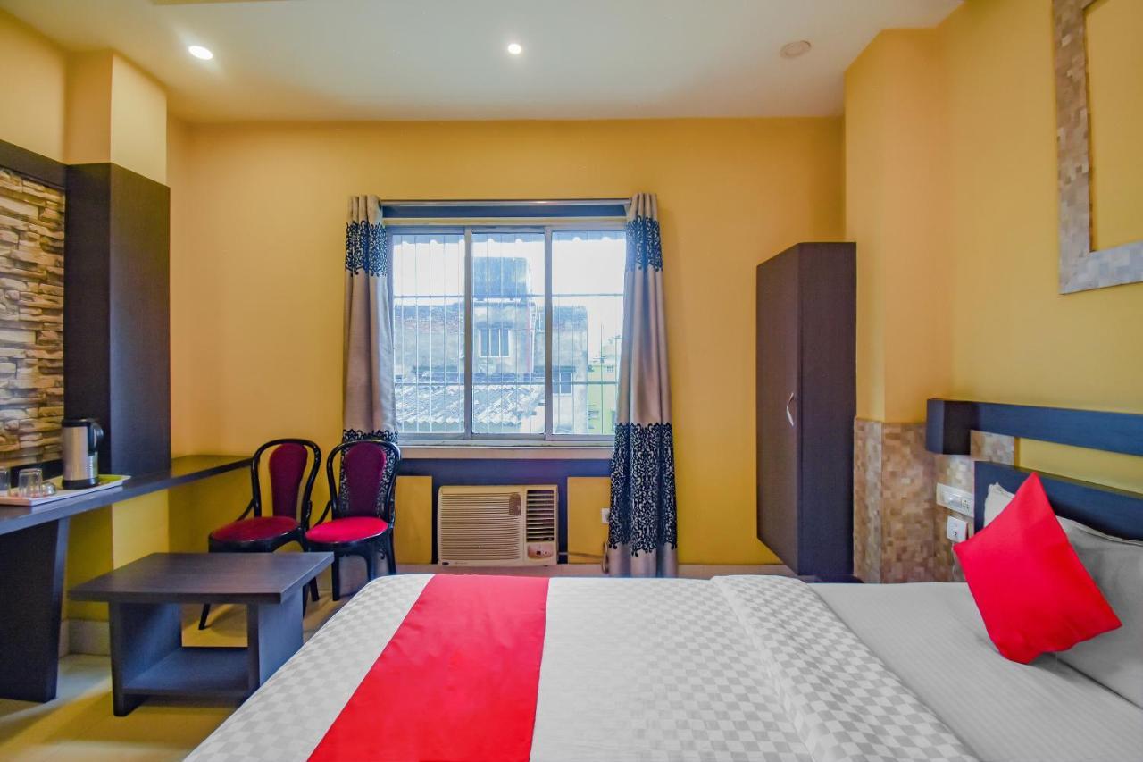 OYO 1851 Hotel Sefali Deluxe Calcutta Extérieur photo