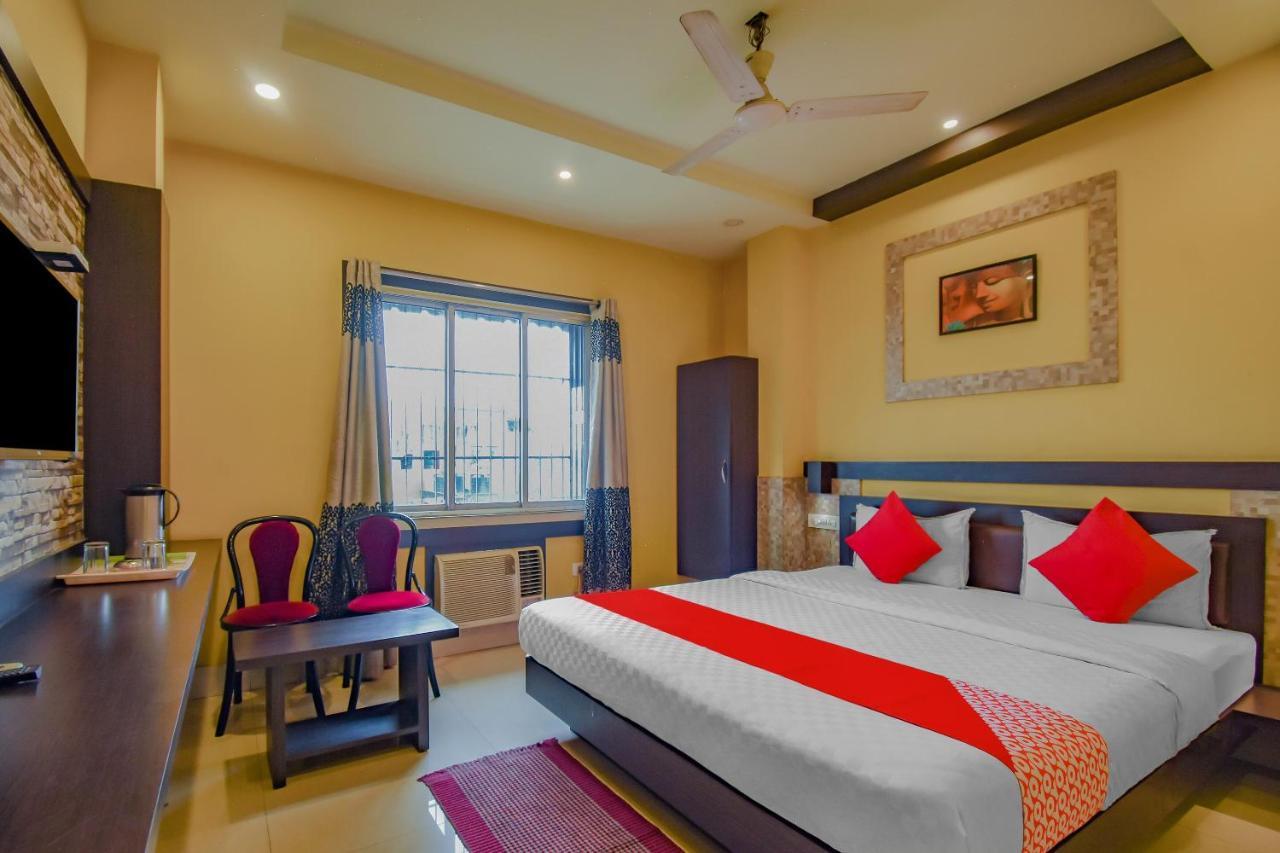 OYO 1851 Hotel Sefali Deluxe Calcutta Extérieur photo